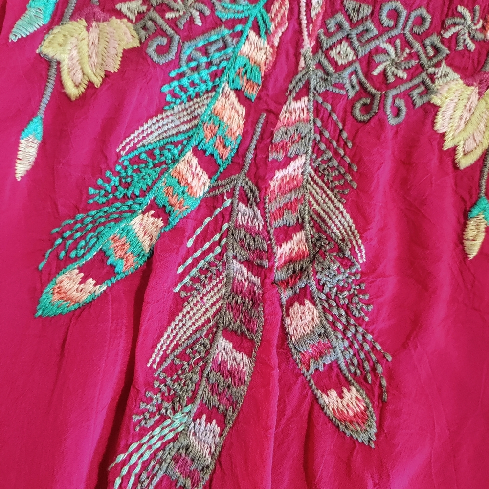 JOHNNY WAS HOT PINK EMBROIDERED MEDIUM TOP PRE-OWNED BEAUTIFUL - Picture 6 of 11